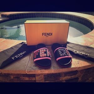 Fendi Slides